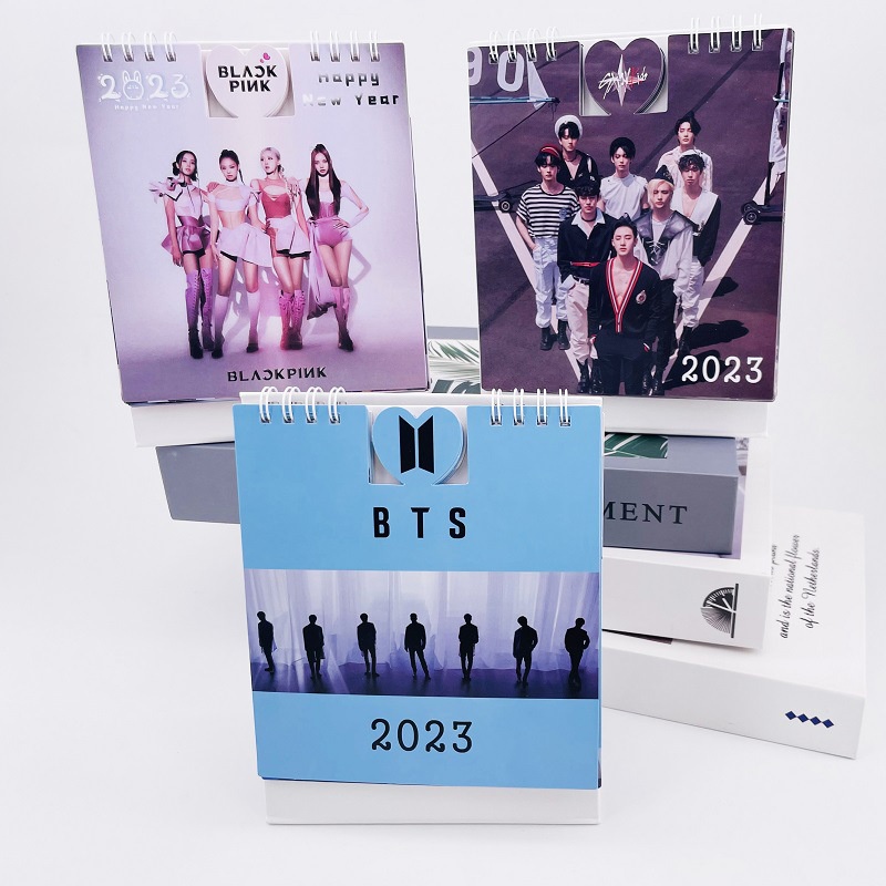 2023kalender Meja BTS BLACKPINK STRAYKIDS KPOP Kalender Dinding In Stock New Arrival LY