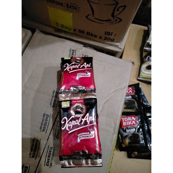 

kopi kapal api mini isi 10sachet,per renteng.