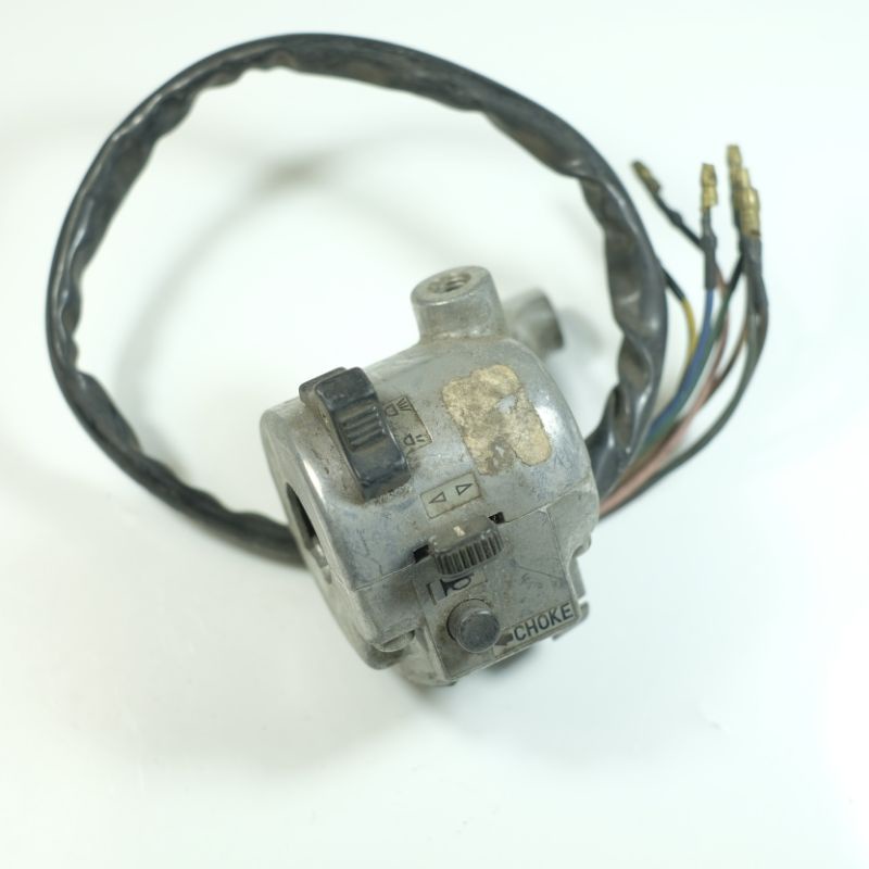 HOLDER SAKLAR KIRI YAMAHA L2SUPER L2SN L2 SUPER ORIGINAL NOS ORI BARU