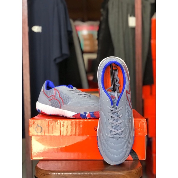 JOGOSALA VANQUISH AIR FORCE BLUE ORTUSEIGHT SEPATU FUTSAL