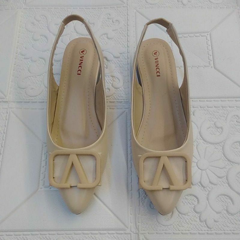 sepatu pansus suri bv1