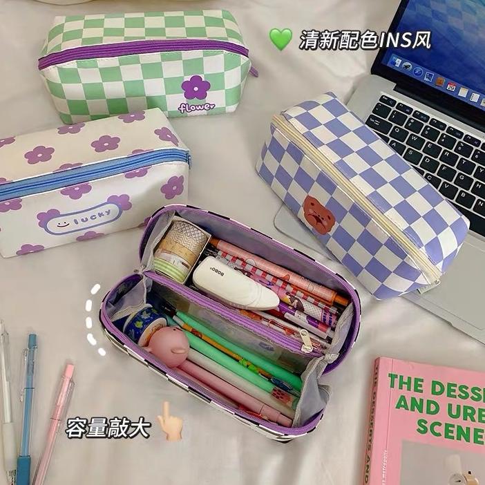 

3NY✷ KOTAK PENSIL BAHAN KAIN SOFT MINIMALIS / AESTHETIC KOREAN STYLE STATIONERY / TEMPAT PENSIL MOTIF KOTAK-KOTAK SLETING KOREA / PLAID PENCIL CASE IMPORT / PREMIUM PLAID ZIPPER / KOMPARTMEN IMUT LUCU / MAKEUP POUCH / PENSIL BOX / ORGANIZATION BOX Pasti A