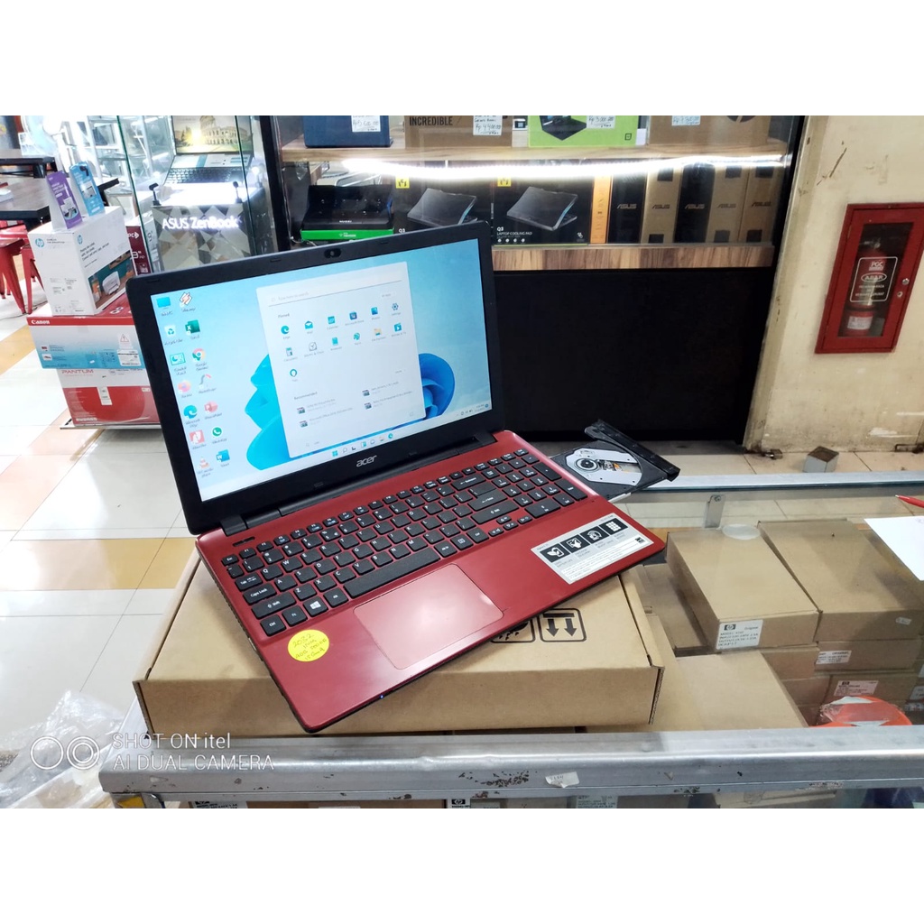 LAPTOP LEPTOP ACER CORE I5 RAM 4GB SSD 256 GB 15 INC GENERASI BARU WINDOWS11 ZOOM SIAP PAKAI