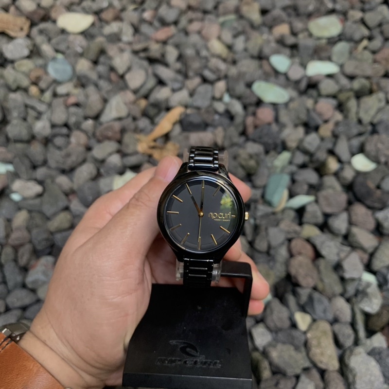 Jam tangan ripcurl Horizon  midzsize Sss