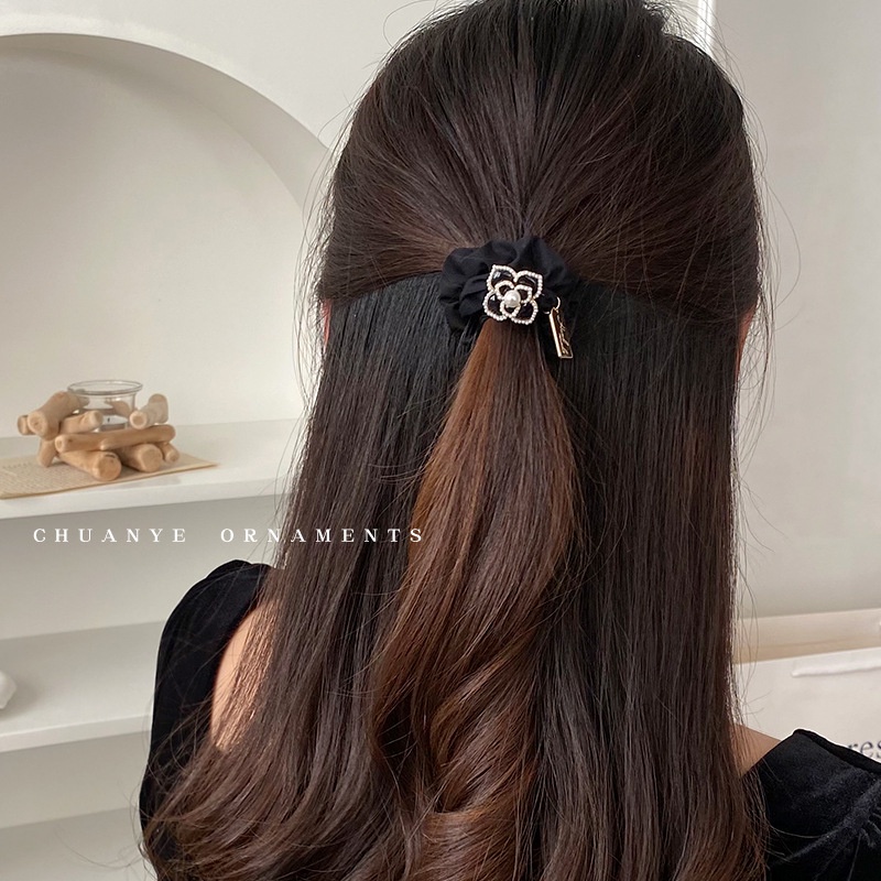 Caliloops Scrunchies Ikat Rambut Dewasa Bunga Emas Korea Raquel