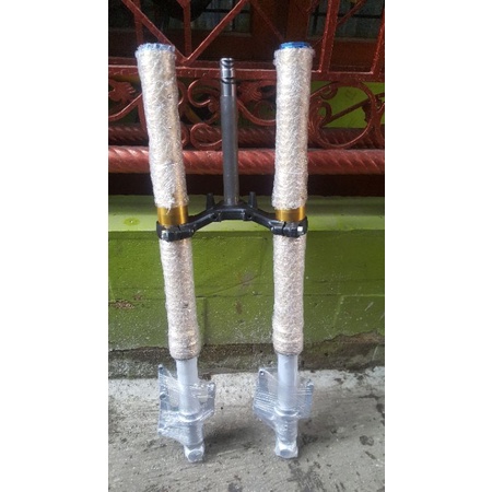 USD CBR 150 CC ORIGINAL MERK SHOWA TANPA SEGI 3 ATAS