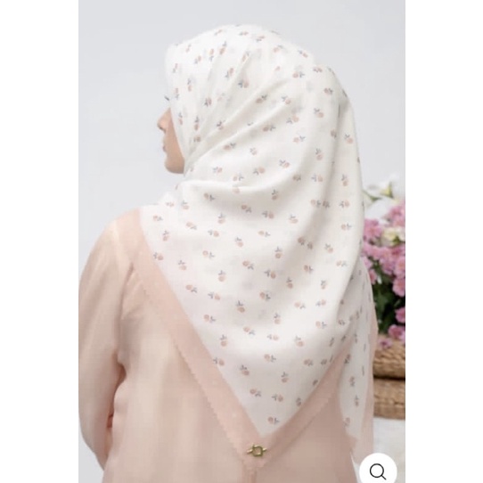 Em3 Scarf | Klamb series | GROSIR HIJAB SEGIEMPAT VOAL MOTIF LASERCUT TERBARU