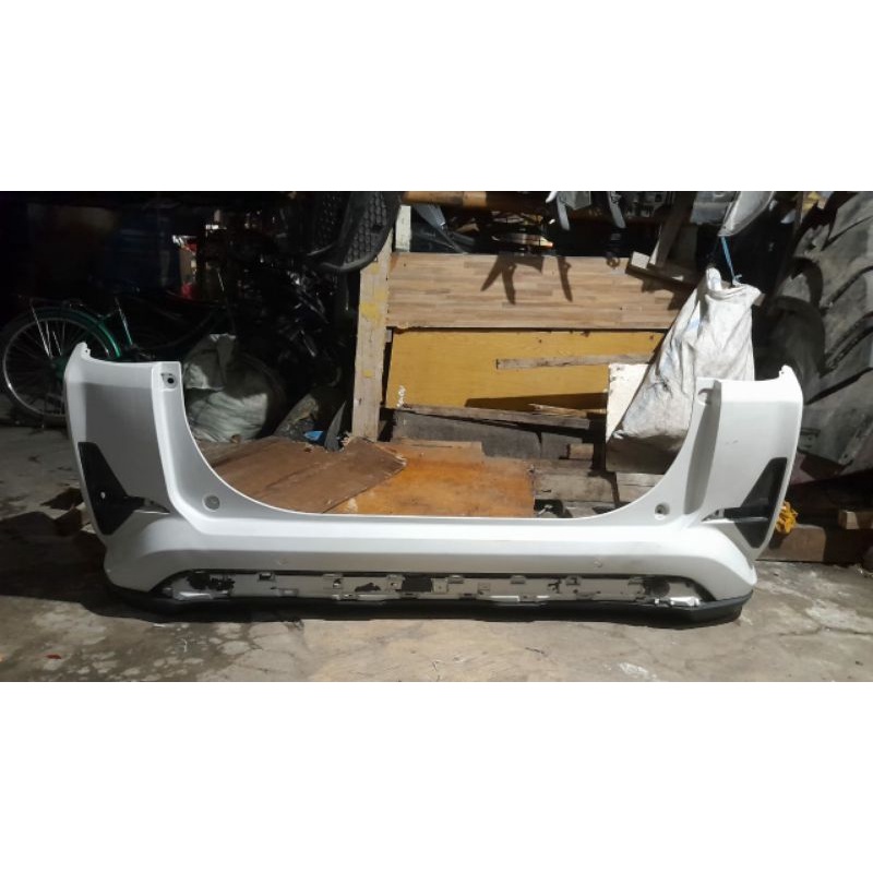 bumper belakang avanza veloz original th 2022