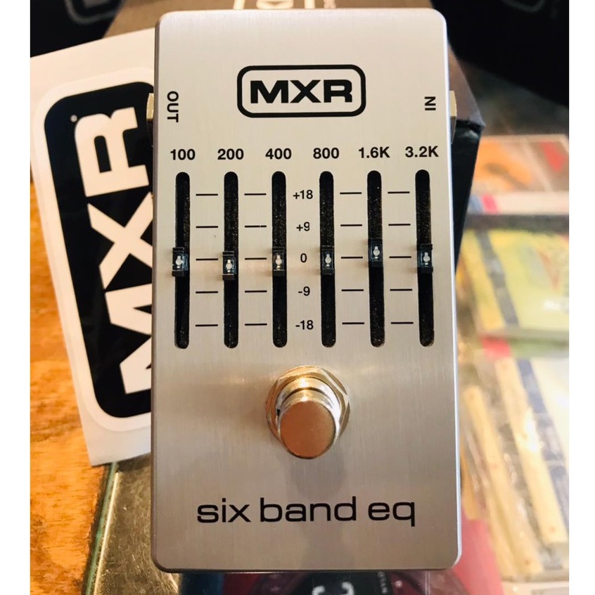 EFEK PEDAL Six Band EQ Pedal MXR M109S