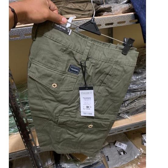 Langsung Atc Celana pendek celana cargo di atas lutut branded full tag full acc