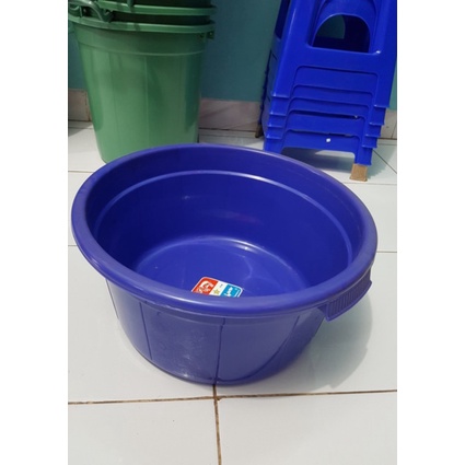 

Promo Bak Bulat Cuci Baju Komet Star Besar No 24 KHUSUS GOJEK GRAB - 1000 Limited