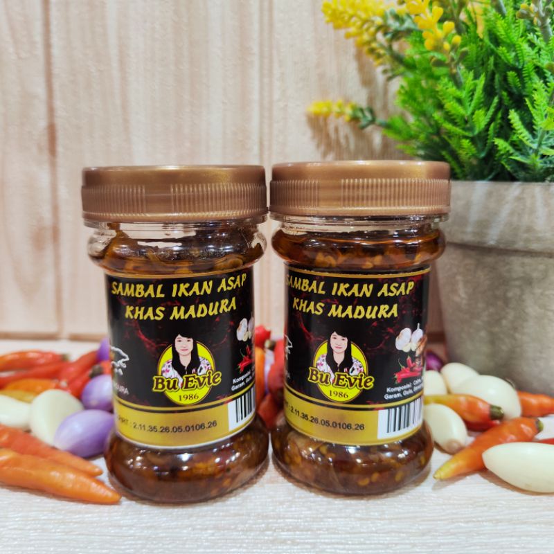 

SAMBEL IKAN ASAP BU EVIE KHAS MADURA