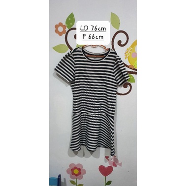 Preloved Uniqlo Salur Garis Dress Anak size 140