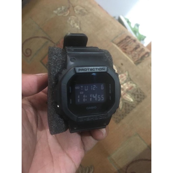 G shock dw 5600 bb second original 100%