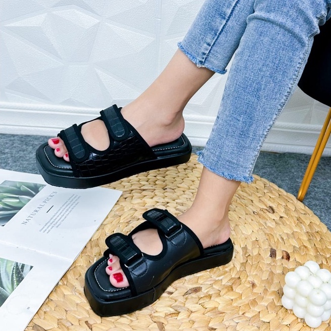 QZ - Keira Sandal Wanita Velcro Korean Look AP 04