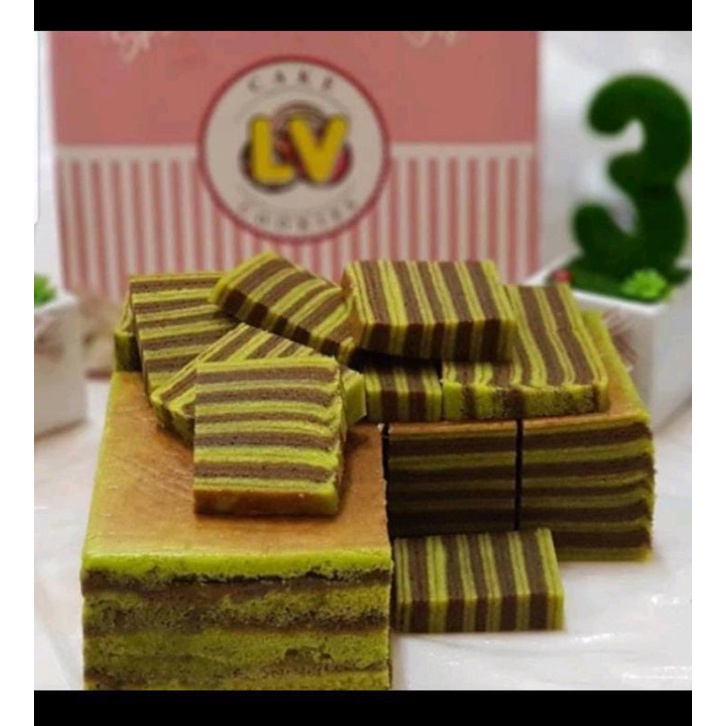 

lapis legit pandan coklt khas bangka (20x10cm)