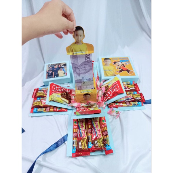 Exploding snack box + uang 100rb