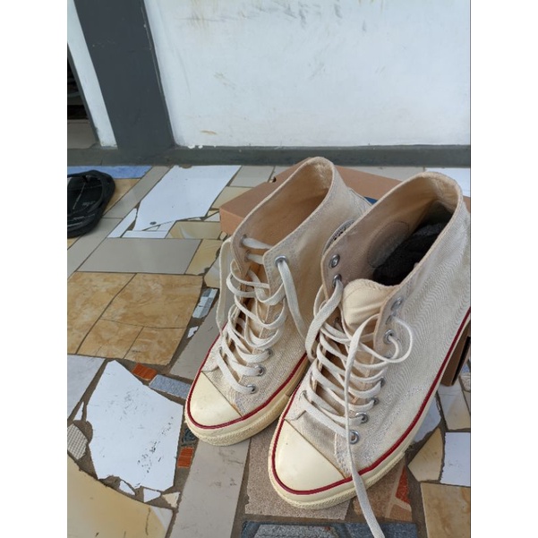 sepatu ventela 70s high