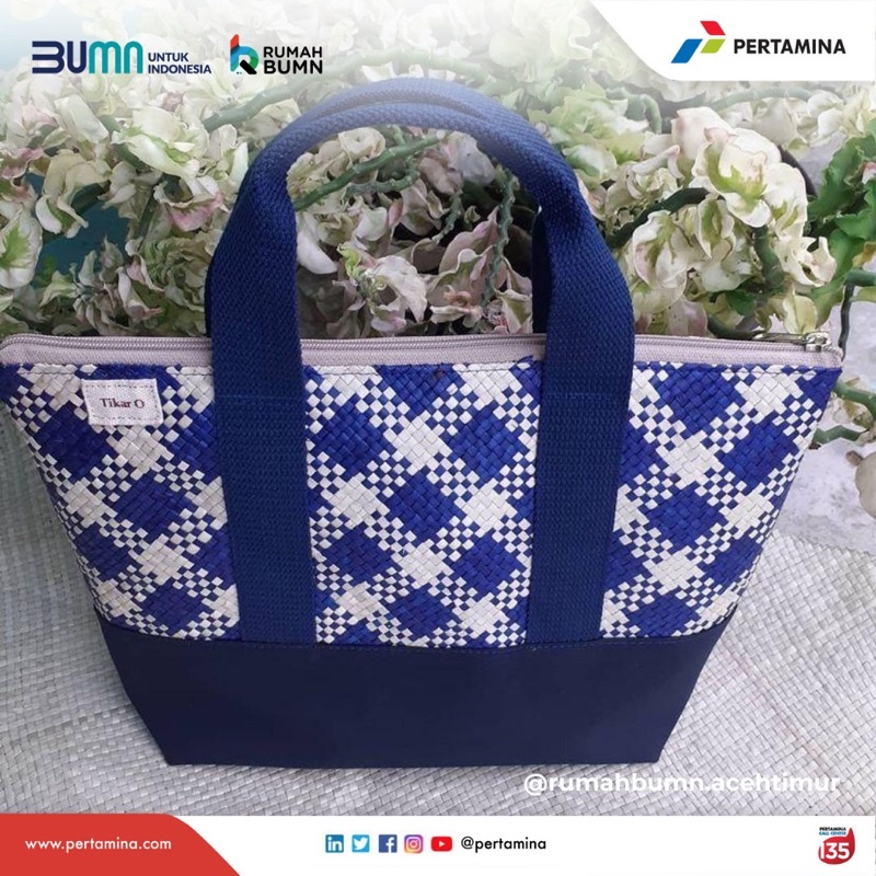 Tas Wanita Anyaman Pandan