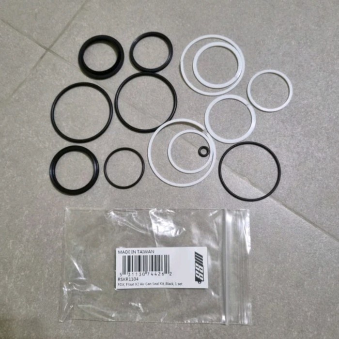 FOX FLOAT X2 AIR CAN SEAL KIT BY WSS