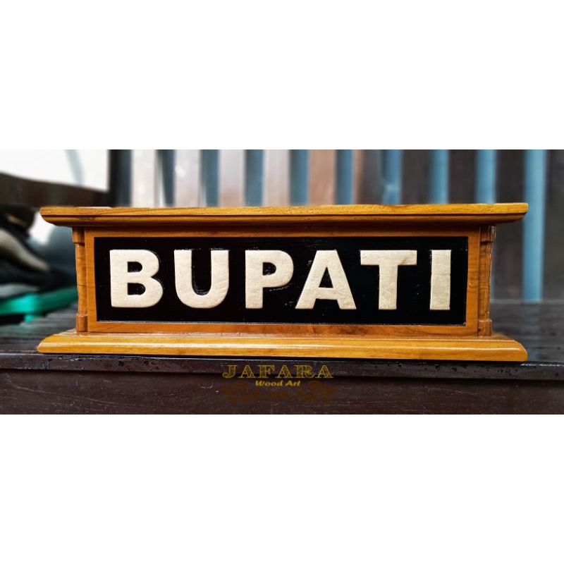 Papan Nama Meja Ukir Kayu Jati Minimalis