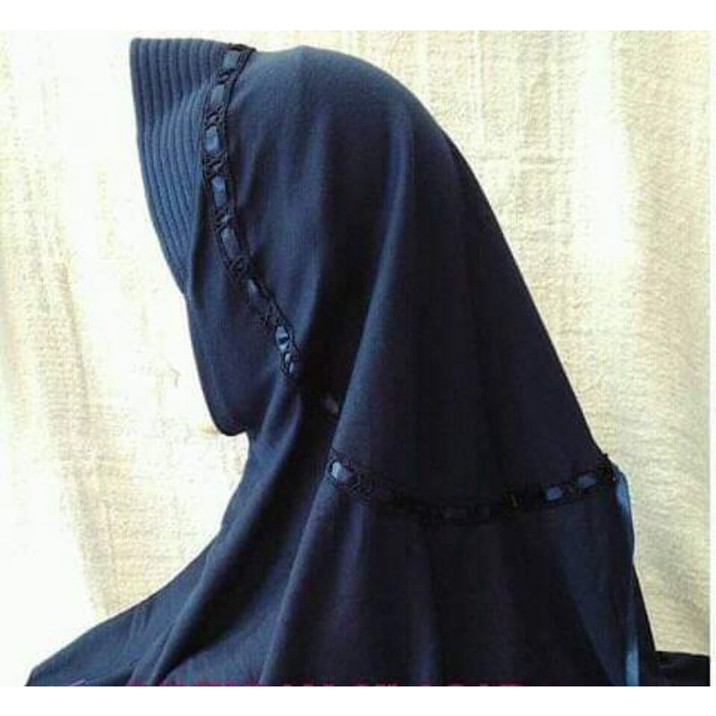 KERUDUNG SEKOLAH PITA SERUT ATAS HEMY / JILBAB INSTAN SEKOLAH HEMMY