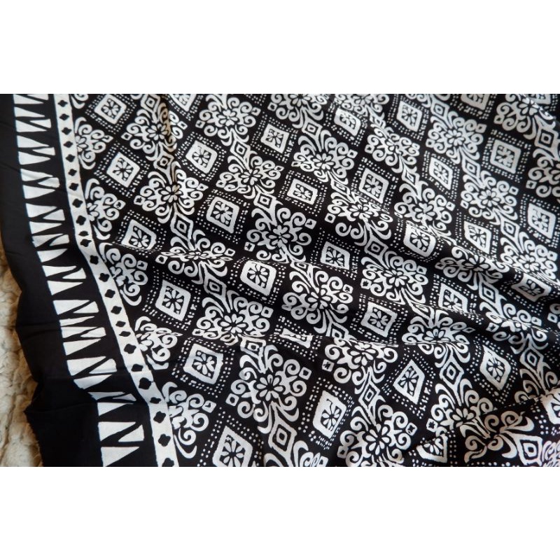 Jual Kain Batik Cap Asli Latar Warna Hitam Motif Tenun Proses Kelengan Satu Warna Katun