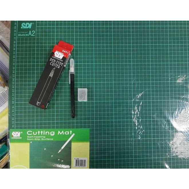 

Terlaris PAKET CUTTING MAT SDI A2 + PEN CUTTER + REFILL Termurah