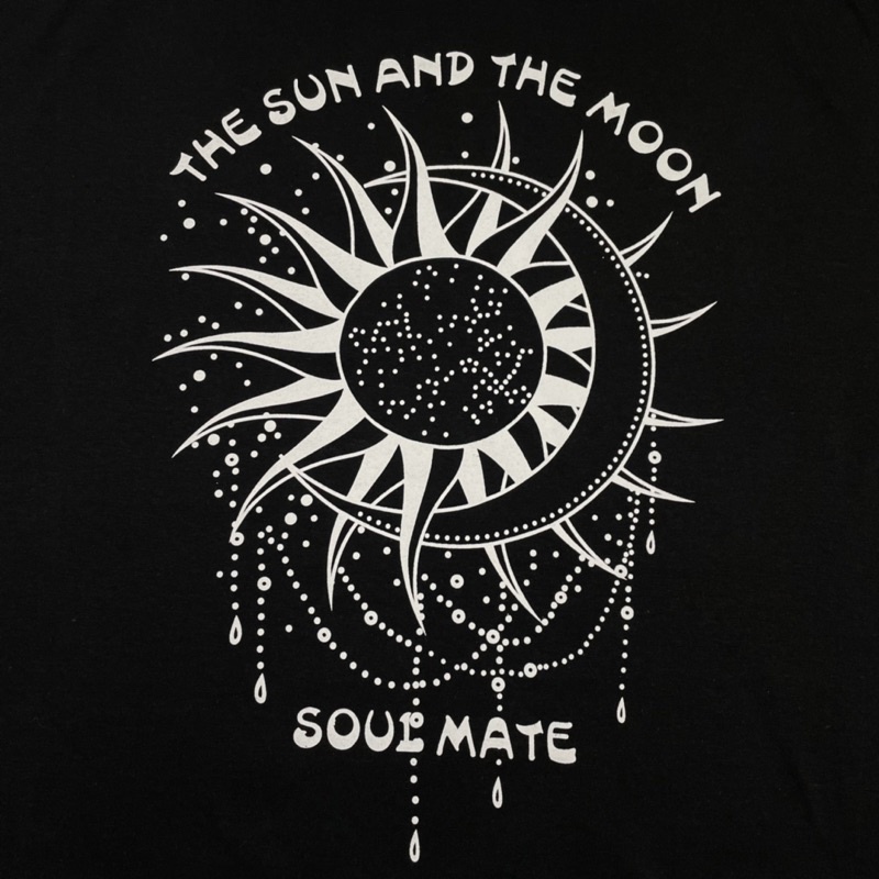 Oversize T-Shirt “ THE SUN AND THE MOON &amp; CONSTELLATION “
