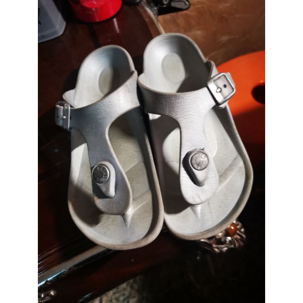 BRIKENSTOCK GIZEH EVA KID SILVER NO BOX PRELOVED