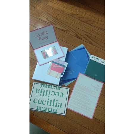 The Unnamed Cafe Novel (Paket Mori minus apron) by Cecillia Wang