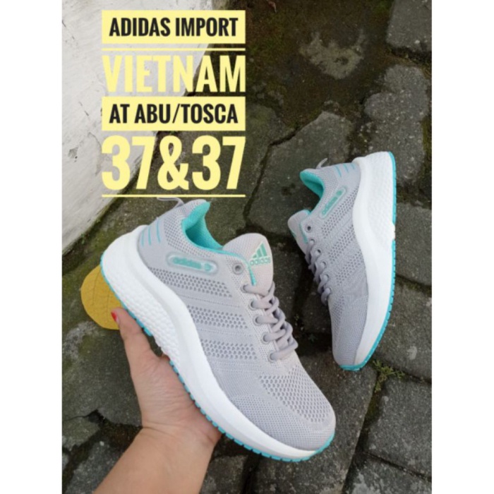 BRAND sepatu sneakers wanita adidas import vietnam Berkualitas