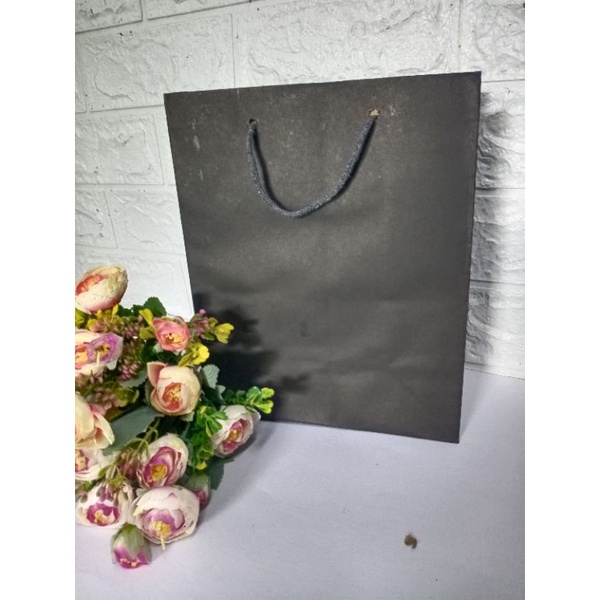 

Paperbag Hitam 20x25 murah