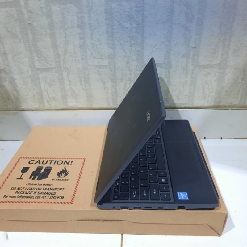 Laptop 2 in 1 Acer Spin Bisa dilipat Jadi Tablet Touchscreen  Ram 4GB SSD 256GB Windows 10 Full aplikasi siap pakai ok