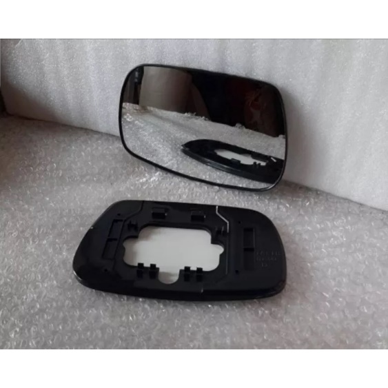 KACA SPION AVANZA 2004 - 2011