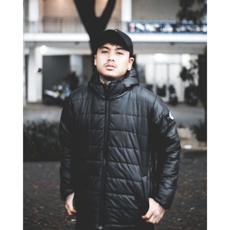 Puffer coat jacket gelembung hitam ultralight outfirm