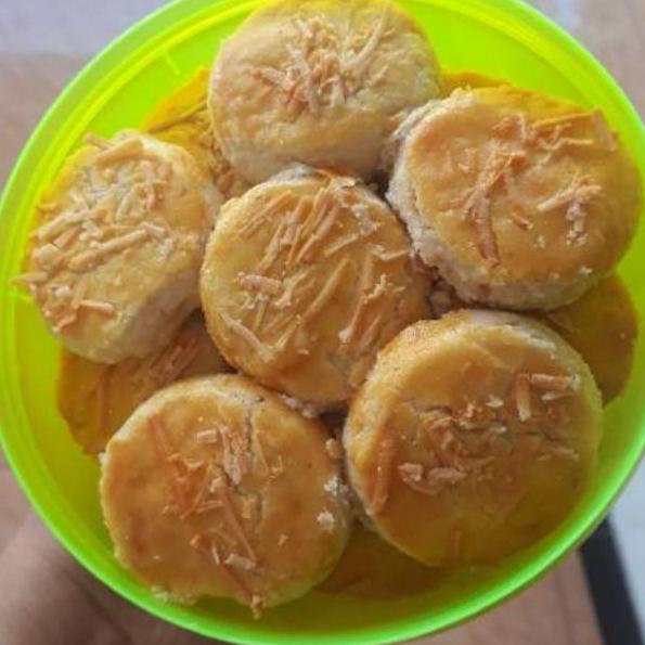 

ㄸ Kue kacang keju Mbok Nini Khas Jember ✚