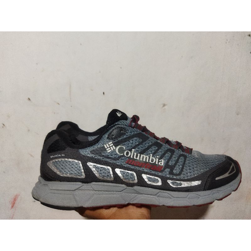 Sepatu Outdoor Columbia Montrail (Harga baru 2jt)