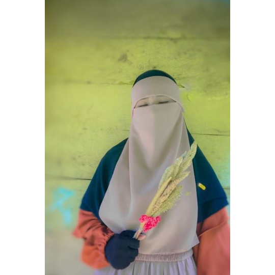 niqab poni cadar poni