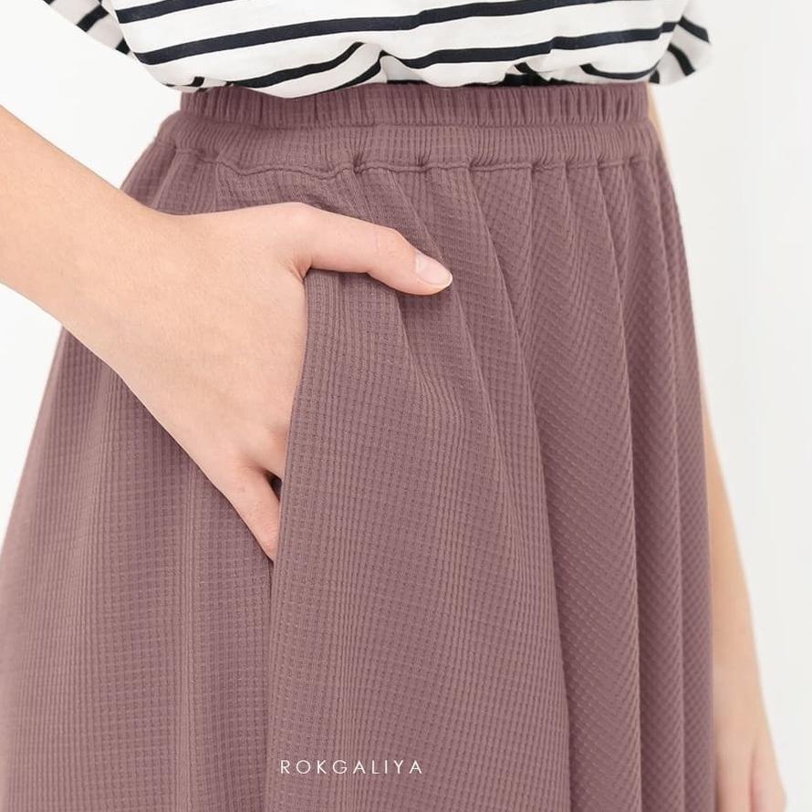 ❀❀ Vafe Skirt by Rokgaliya | rok lebar | rok waffle | rok daily