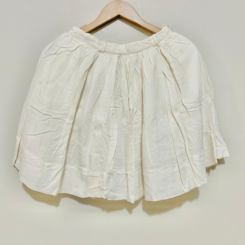 cloaks. / rok mini putih mississippi / rok pendek / mini skirt / bawahan wanita / preloved