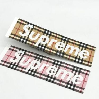 

Supreme x Burberry Box Logo Sticker 100% Original