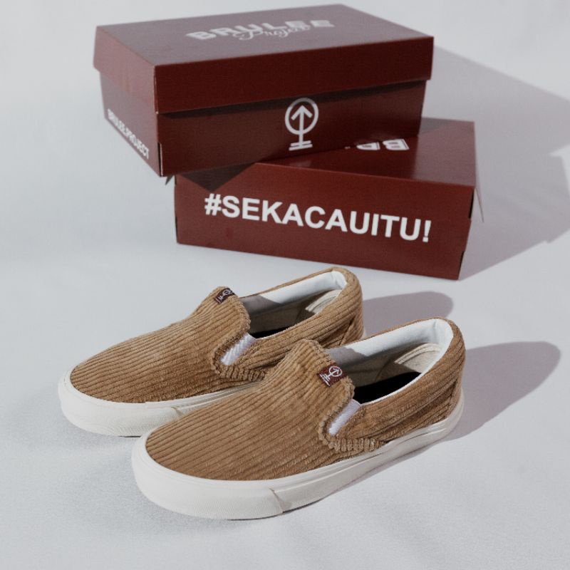 BRULEE PROJECT - SLIP ON CORDUROY COKLAT SUSU