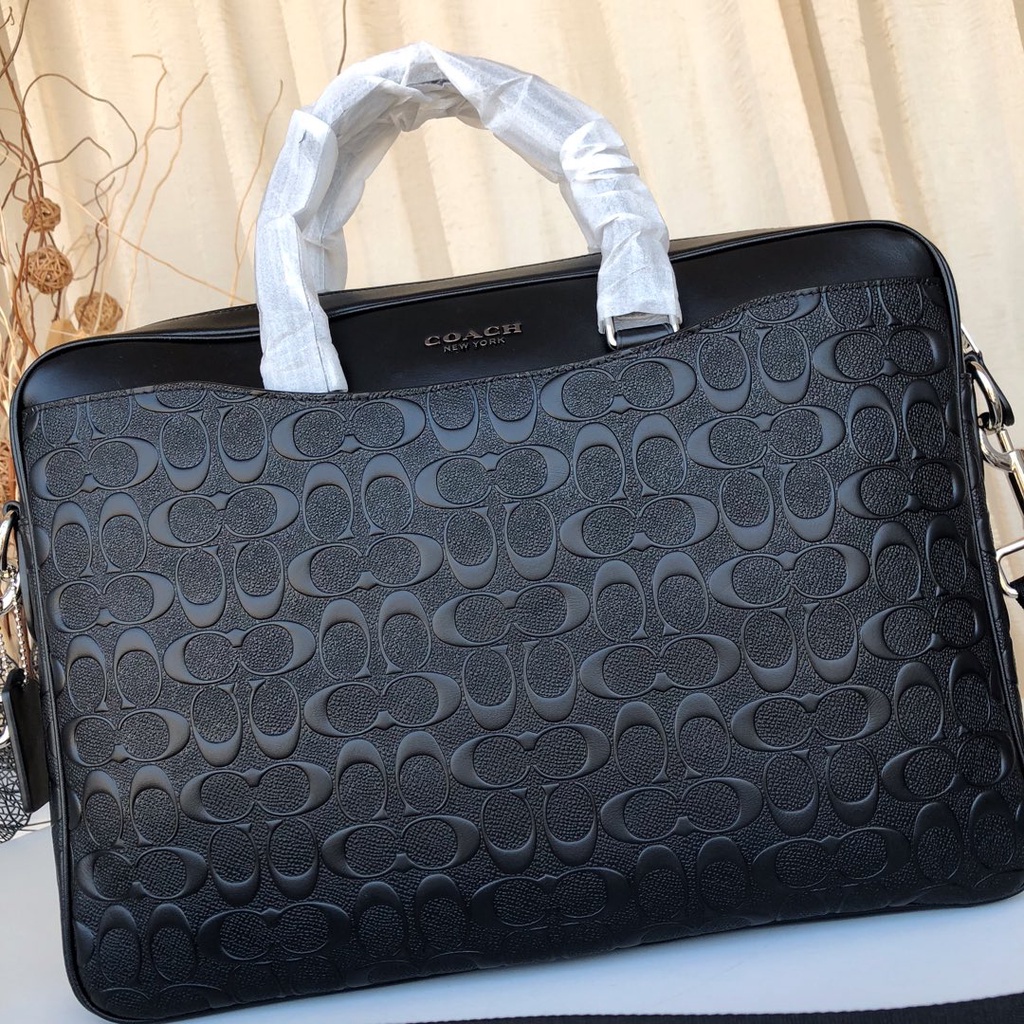 Beckett Compact Brief In Signature Leather