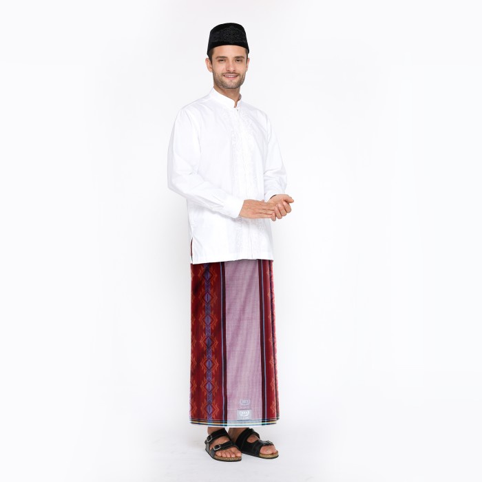 Sarung BHS Classic Silver Motif Kawung Dobby Merah Maroon