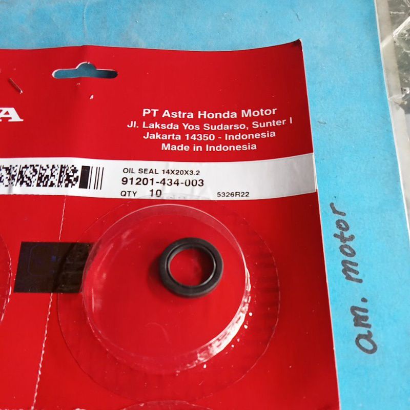 seal as paha rem beat, Vario, beat F1 , esp, dll.14x20x3.2.  honda ori.. harga per 1 pcs.