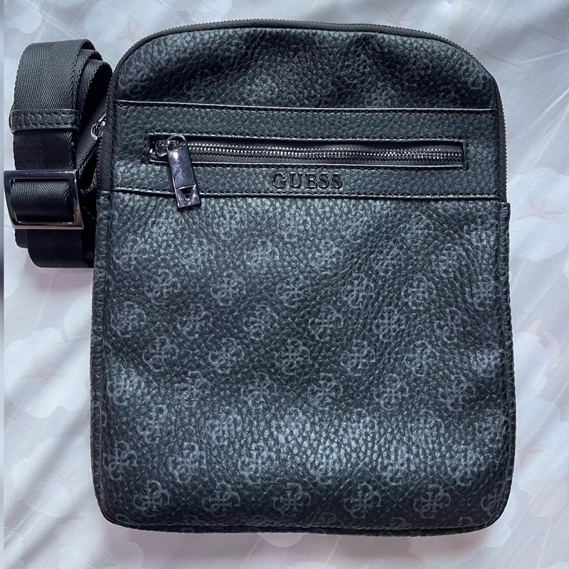 Hot Sale Messenger Bag Guess. tas GUESS sling bag Original 100%