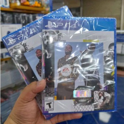 PS4 UFC 4
