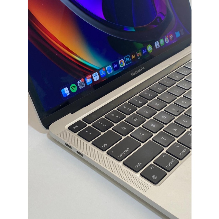 (FREE CASE) Macbook Pro 13 inch 2020 M1 RAM 8/16GB SSD 128/256/512GB Chip Second Berkualitas Harga Ekonomis ORI 100%