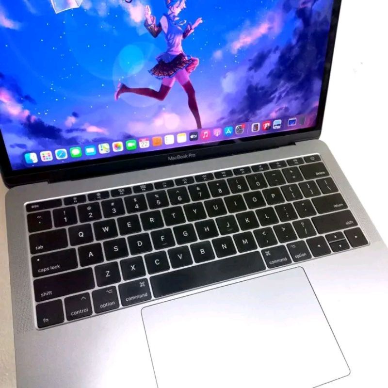 MacBook Pro Retina 2017 Core i5 Dual Core Intel Iris Plus SSD